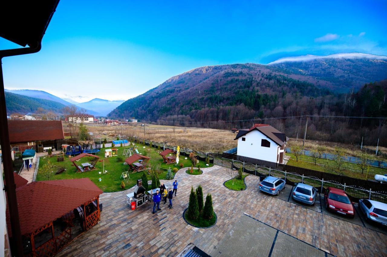 Pensiunea Grande Lepşa Exterior foto